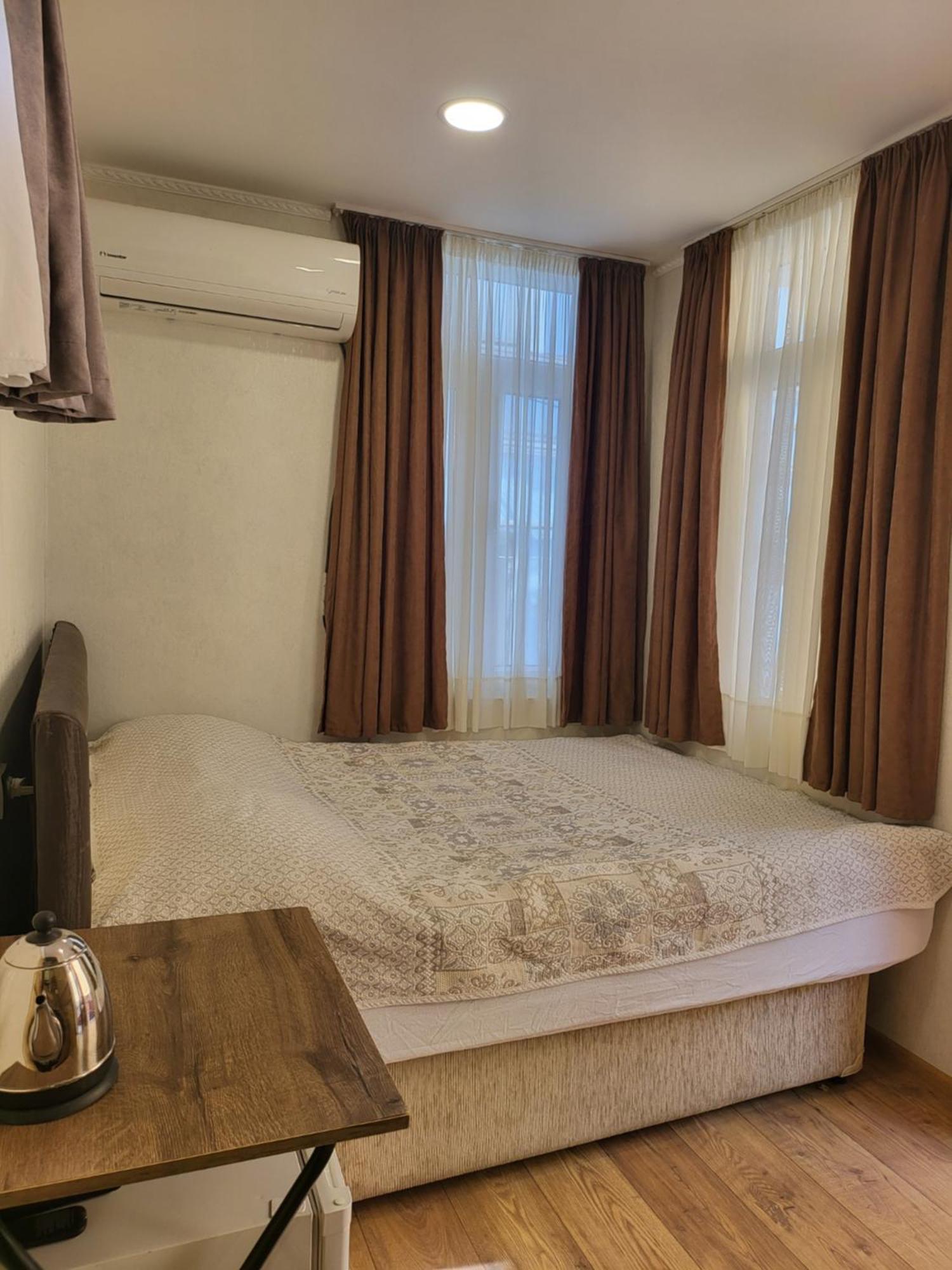 Guesthouse Sabina Tbilisi Exterior photo